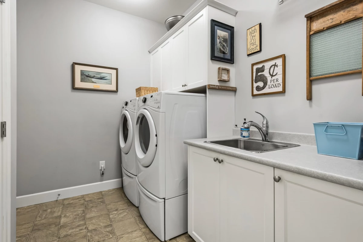 Garage Interior Photo of 58 45900 South Sumas Road, Chilliwack, BC