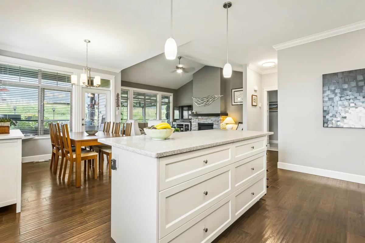 Living Room Photo of 58 45900 South Sumas Road, Chilliwack, BC