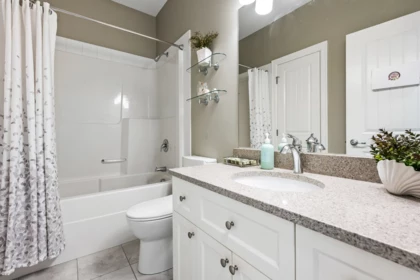 Hallway Photo of 58 45900 South Sumas Road, Chilliwack, BC