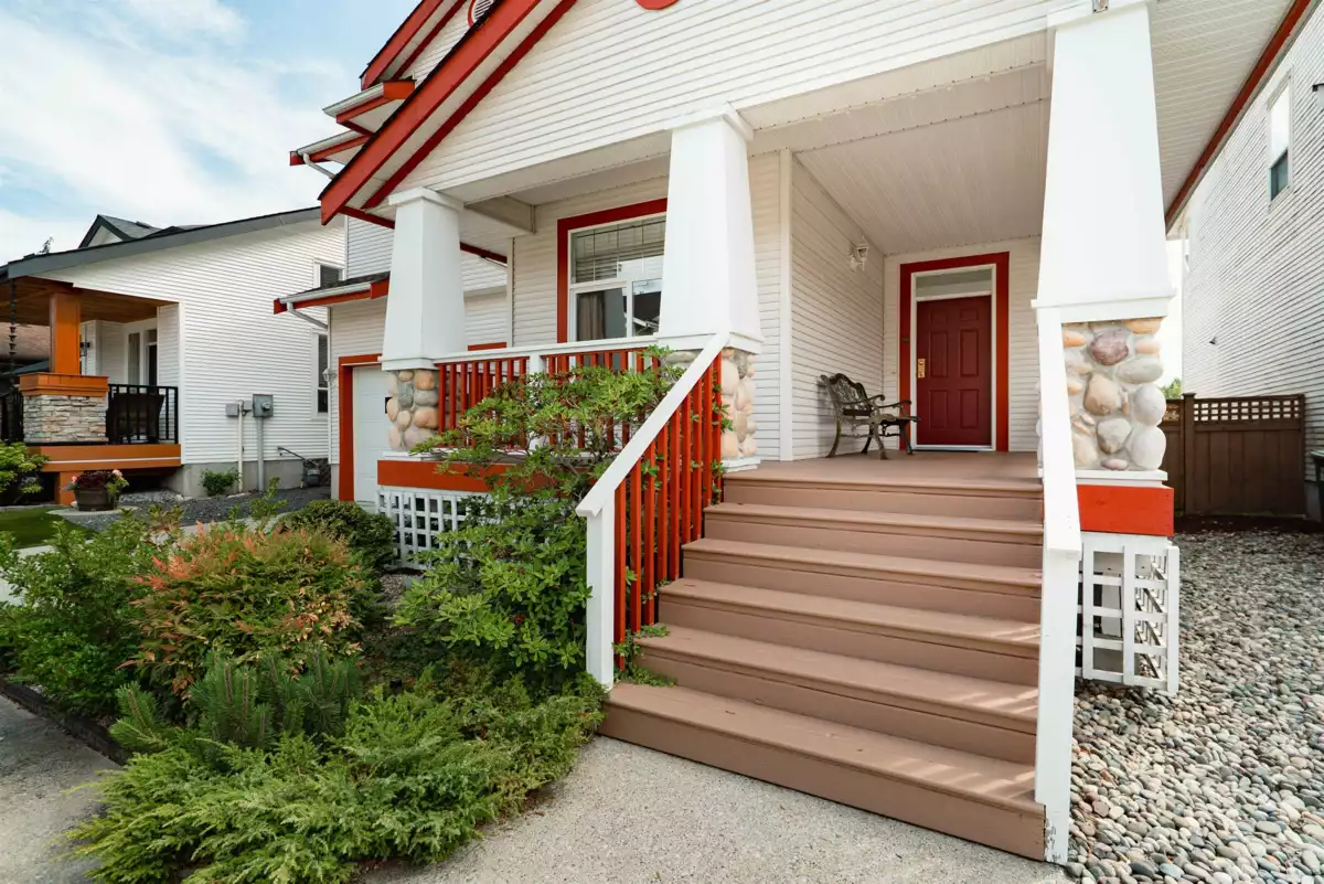 Exterior Rear Photo of 19846 Butternut Lane, Pitt Meadows, BC