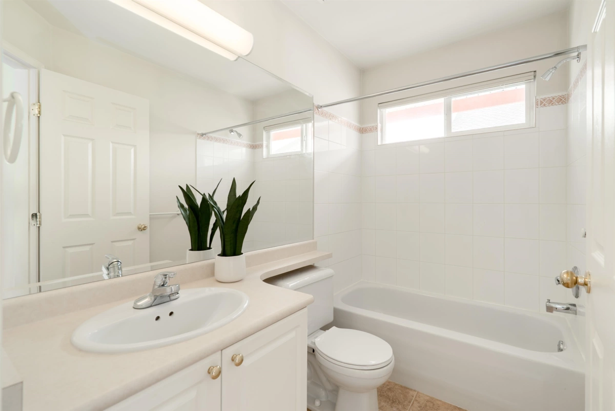 Hot Tub / Spa Photo of 19846 Butternut Lane, Pitt Meadows, BC