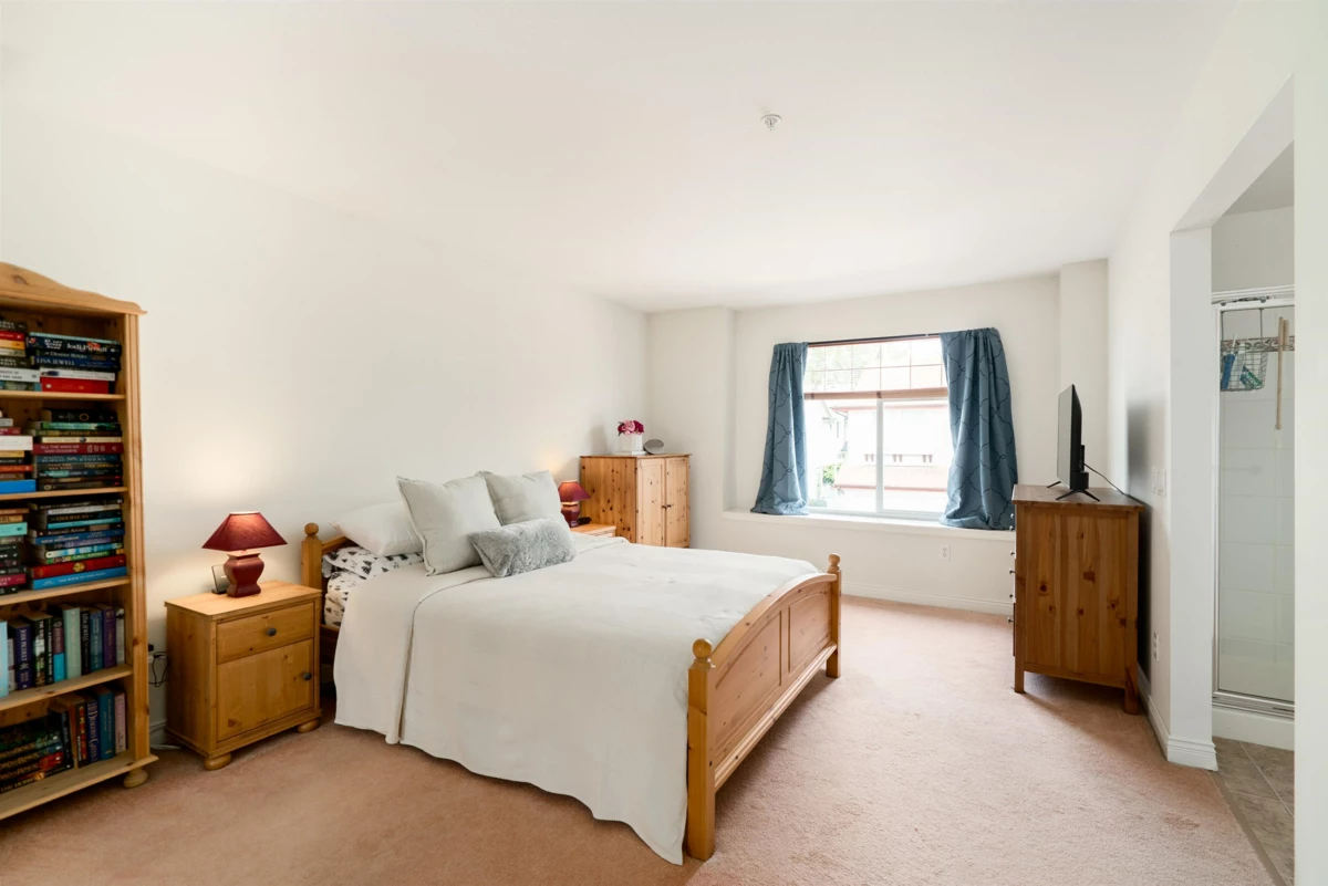 Staircase Photo of 19846 Butternut Lane, Pitt Meadows, BC