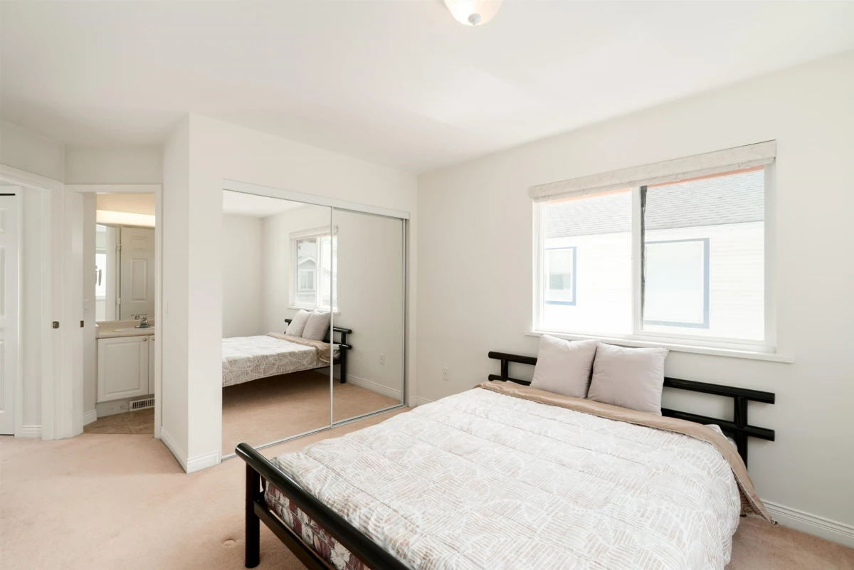 Swimming Pool Photo of 19846 Butternut Lane, Pitt Meadows, BC