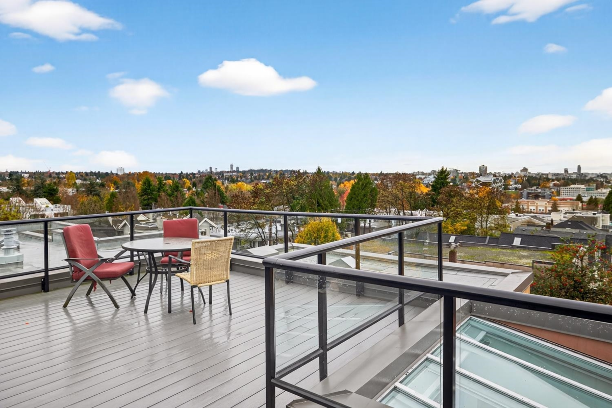 Guest Bathroom Photo of 308 1688 E 4th Avenue, Vancouver, BC