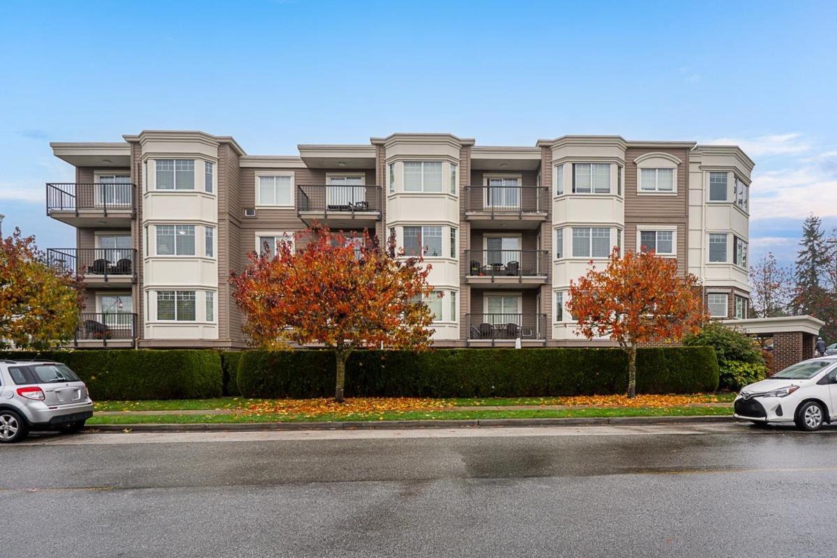 Exterior Rear Photo of 302 15389 Roper Avenue, White Rock, BC