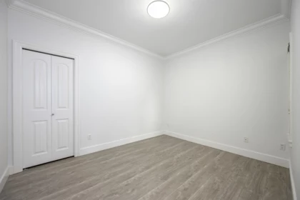 Basement Recreation Room Photo of 6806 Dunnedin Street, Burnaby, BC