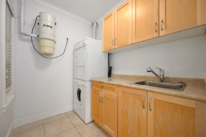 Primary Bathroom Photo of 6806 Dunnedin Street, Burnaby, BC