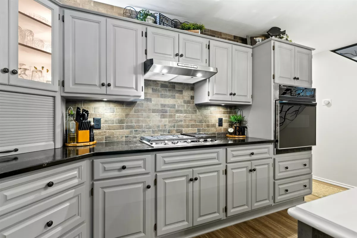 Family Room Photo of 173 First Avenue, Cultus Lake, BC