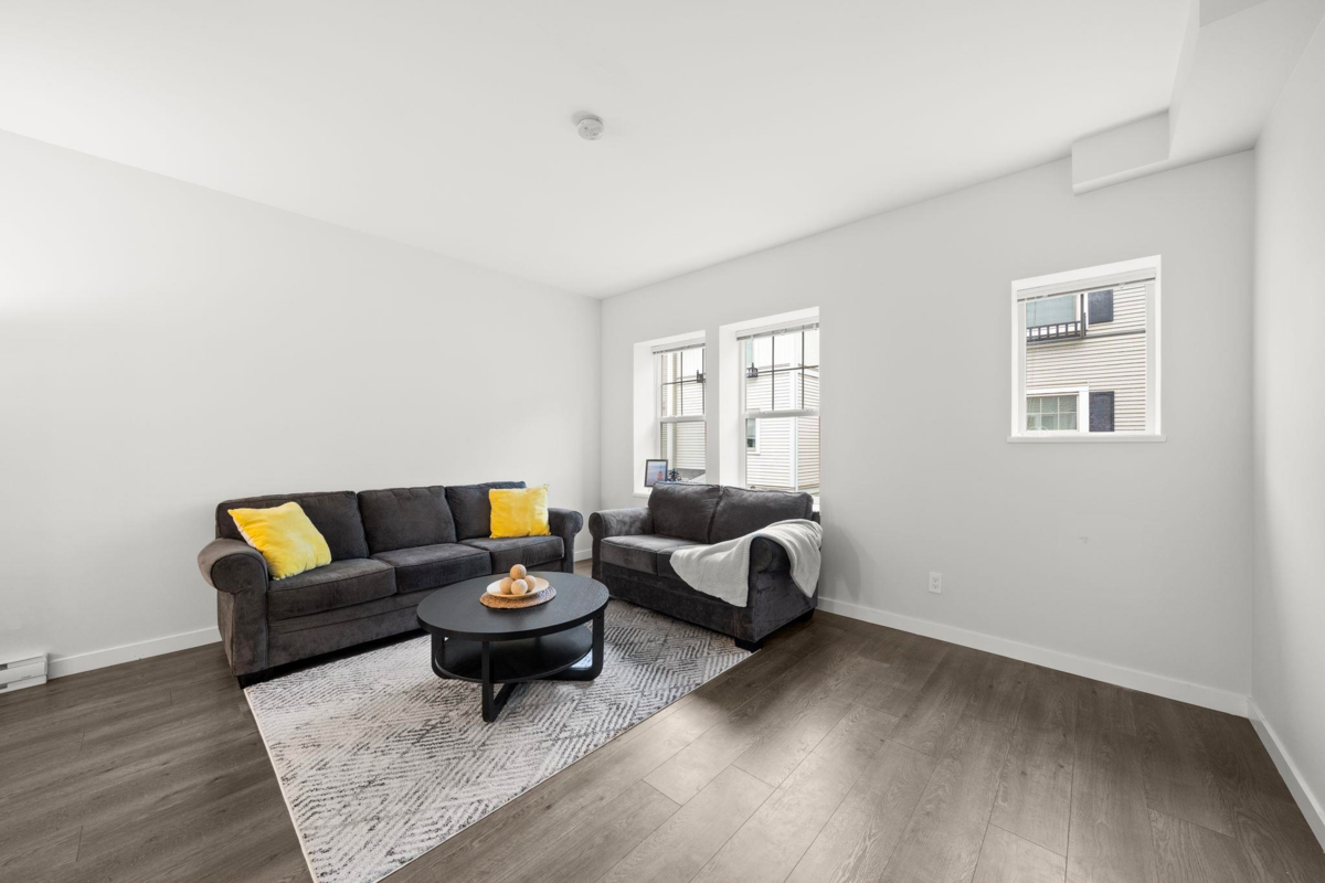 Dining Area Photo of 66 32633 Simon Avenue, Abbotsford, BC