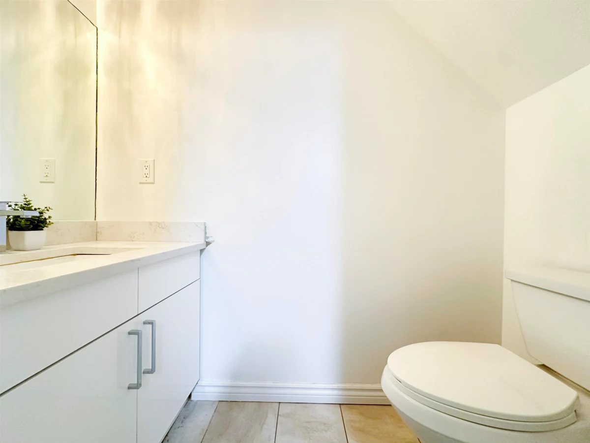 Bedroom 2 Photo of 211 22356 Mcintosh Avenue, Maple Ridge, BC