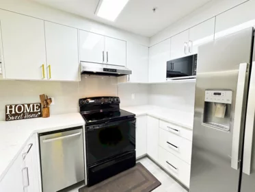 Kitchen Photo of 211 22356 Mcintosh Avenue, Maple Ridge, BC