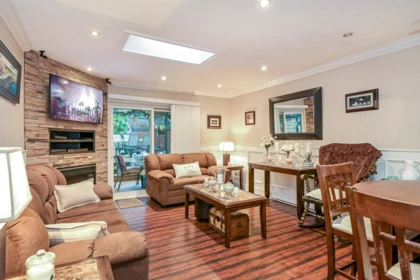 8037 139a Street, Surrey, BC, East Newton — 3 bed single family residence for sale