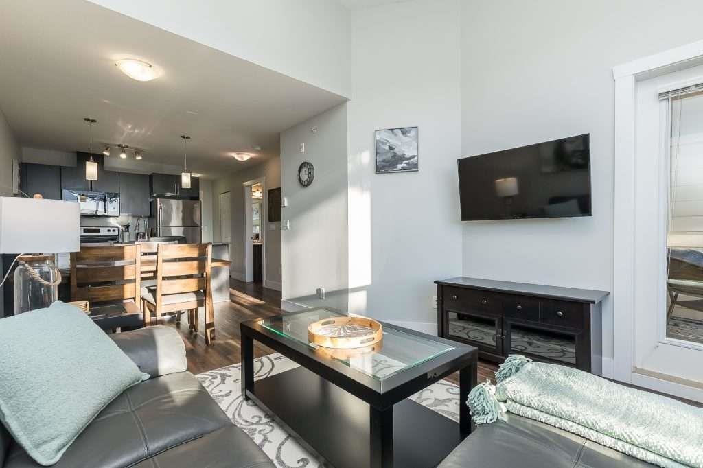 Guest Bathroom Photo of 415 2565 Campbell Avenue, Abbotsford, BC