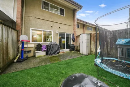 Basement Recreation Room Photo of 5 2048 Mccallum Road, Abbotsford, BC