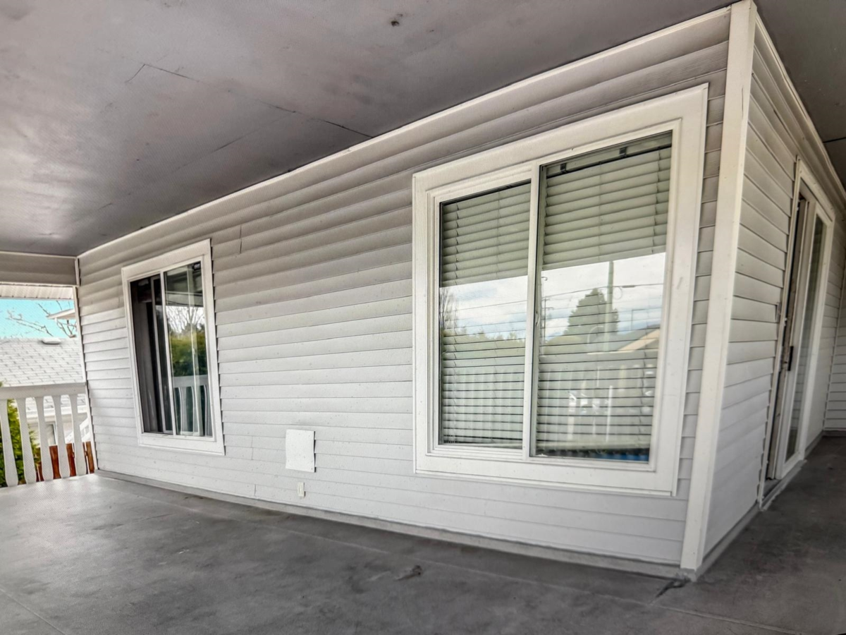 Walk-In Closet Photo of 14782 107a Avenue, Surrey, BC