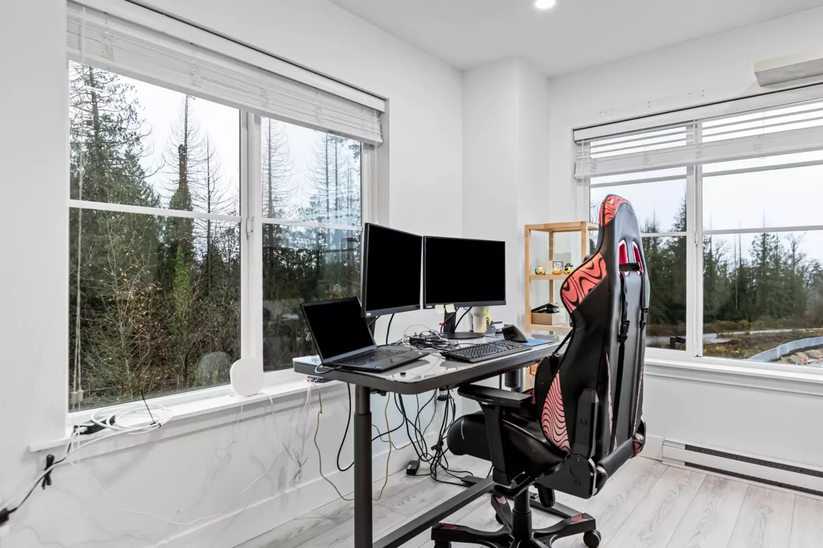 Backyard Photo of 9 21150 76a Avenue, Langley, BC