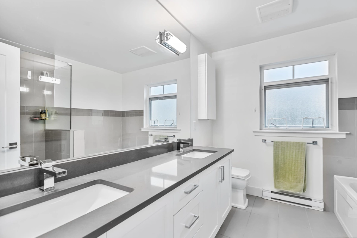 Garage Interior Photo of 9 21150 76a Avenue, Langley, BC