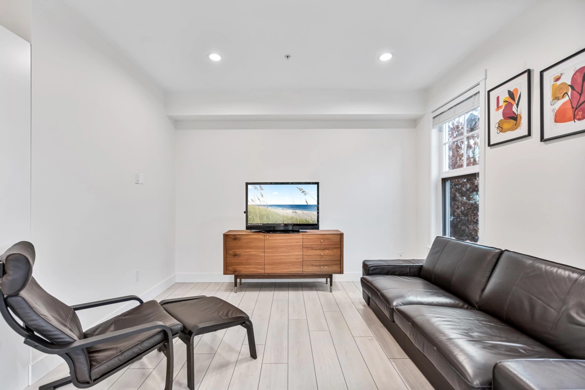 Laundry Room Photo of 9 21150 76a Avenue, Langley, BC