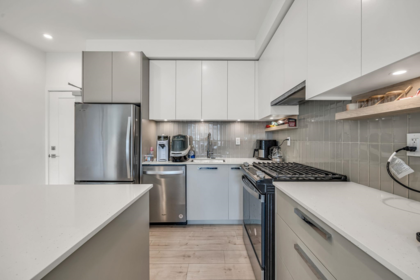 325 13788 76 Avenue, Surrey, BC, Surrey — Apartment/Condo for sale