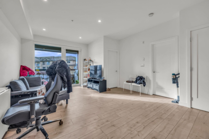 Primary Bedroom Photo of 325 13788 76 Avenue, Surrey, BC