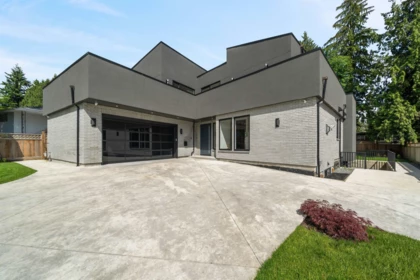 687 Poplar Street, Coquitlam, BC