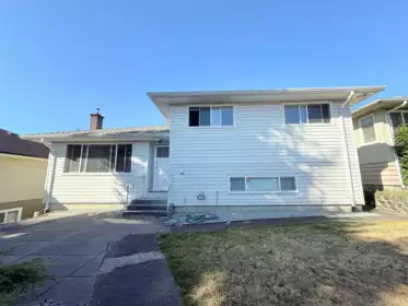 Front exterior of 7779 Elford Street, Burnaby, BC