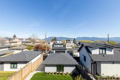 4039 W 11th Avenue, Vancouver, BC, Vancouver — Single Family Residence for sale