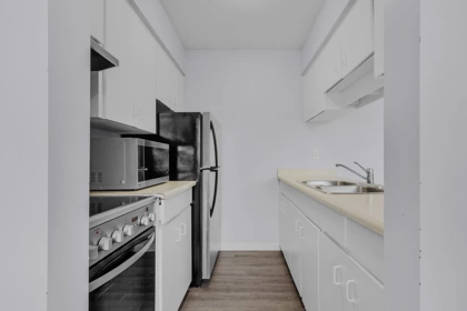 Walk-In Closet Photo of 303 458 E 44th Avenue, Vancouver, BC