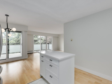 307 2255 York Avenue, Vancouver, BC, Vancouver — Apartment/Condo for sale