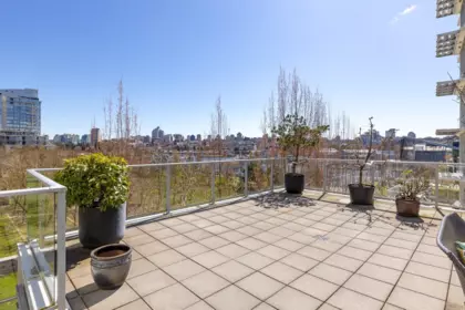 Garden / Landscaping Photo of 301 638 Beach Crescent, Vancouver, BC