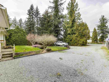 Pantry Photo of 20994 Lougheed Highway, Maple Ridge, BC
