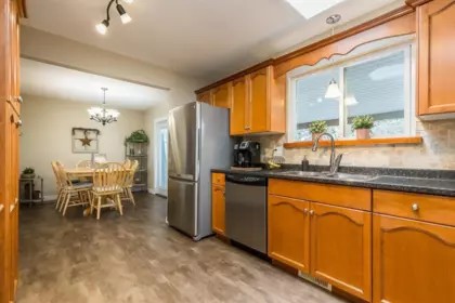 33265 Hawthorne Avenue, Mission, BC, Mission — Single Family Residence for sale
