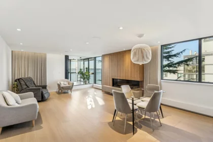 502 2090 Argyle Avenue, West Vancouver, BC