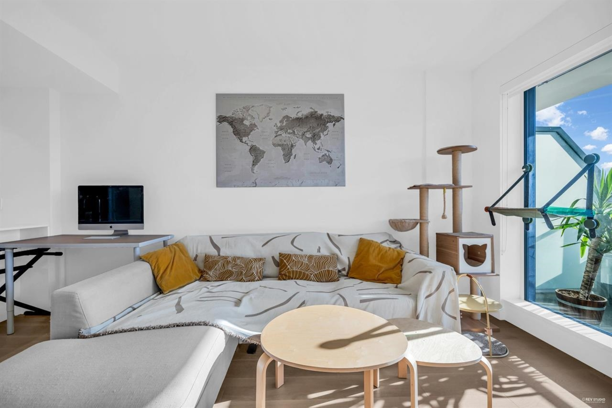 Breakfast Nook Photo of 604 5766 Gilbert Road, Richmond, BC