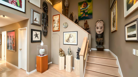 Entry Foyer Photo of 326 Greensboro Place, Vancouver, BC