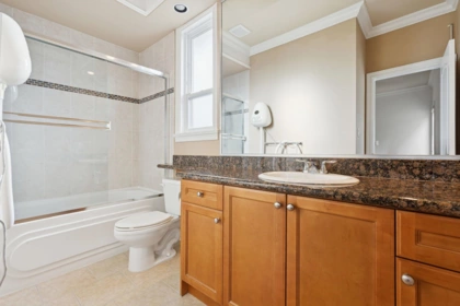 Powder Room Photo of 5580 Cantrell Road, Richmond, BC