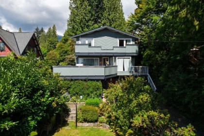 368 E Kings Road, North Vancouver, BC, Upper Lonsdale — 3 bed single family residence for sale
