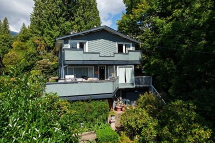 368 E Kings Road, North Vancouver, BC