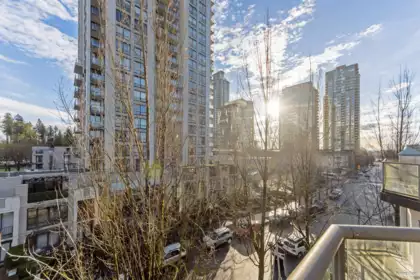 415 2978 Burlington Drive, Coquitlam, BC, Coquitlam — Apartment/Condo for sale