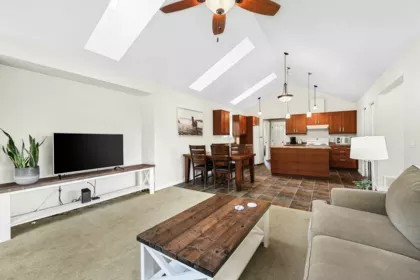Basement Recreation Room Photo of 25160 58 Avenue, Langley, BC