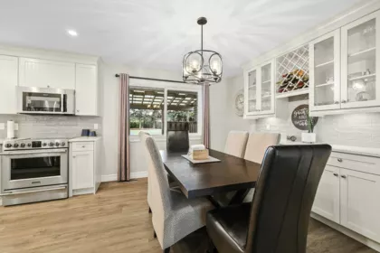 Kitchen Island Photo of 25160 58 Avenue, Langley, BC