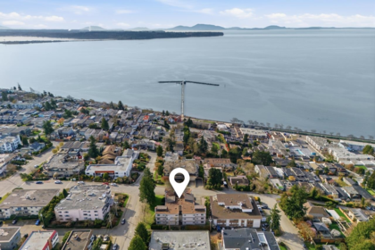 101 15041 Prospect Avenue, White Rock, BC, White Rock — 2 bed apartment/condo for sale