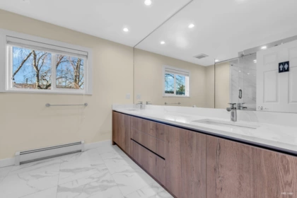Entry Foyer Photo of 10771 Roselea Crescent, Richmond, BC