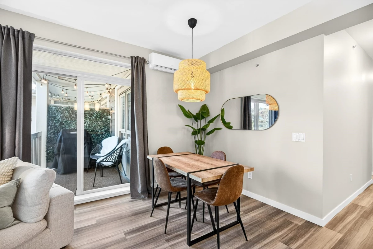Kitchen Photo of 429 801 Klahanie Drive, Port Moody, BC
