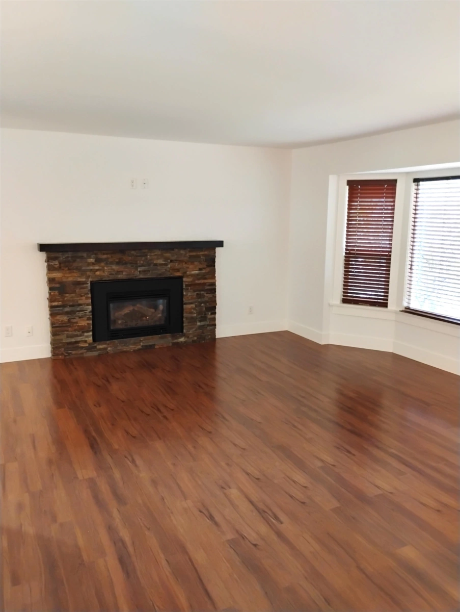 Family Room Photo of 3176 Old Clayburn Road, Abbotsford, BC