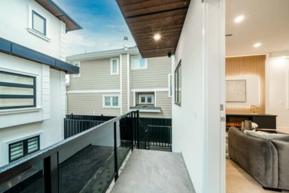 Office / Den Photo of 1 4210 Union Street, Burnaby, BC
