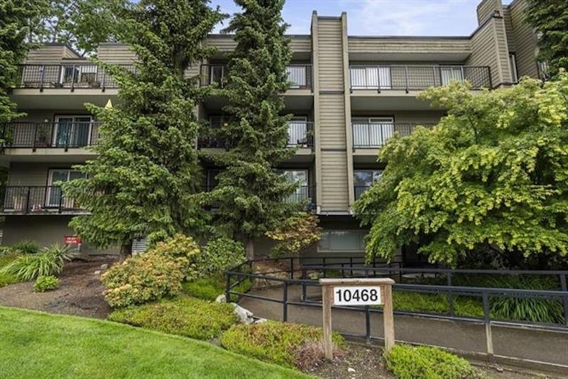 Exterior Front Photo of 315 10468 148 Street, Surrey, BC