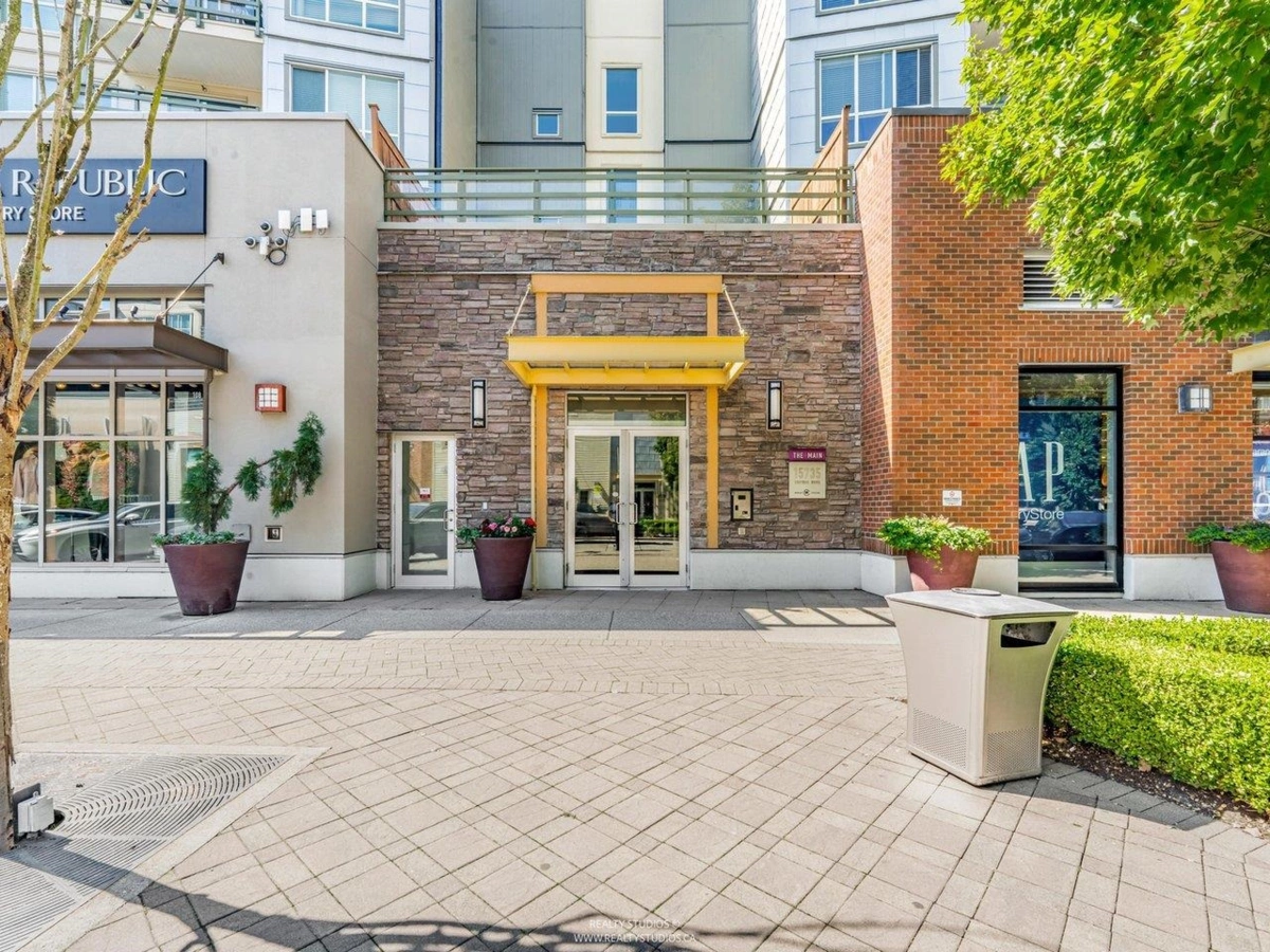 Aerial View of 414 15735 Croydon Drive, Surrey, BC