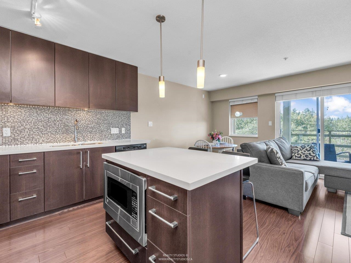 Bedroom 2 Photo of 414 15735 Croydon Drive, Surrey, BC
