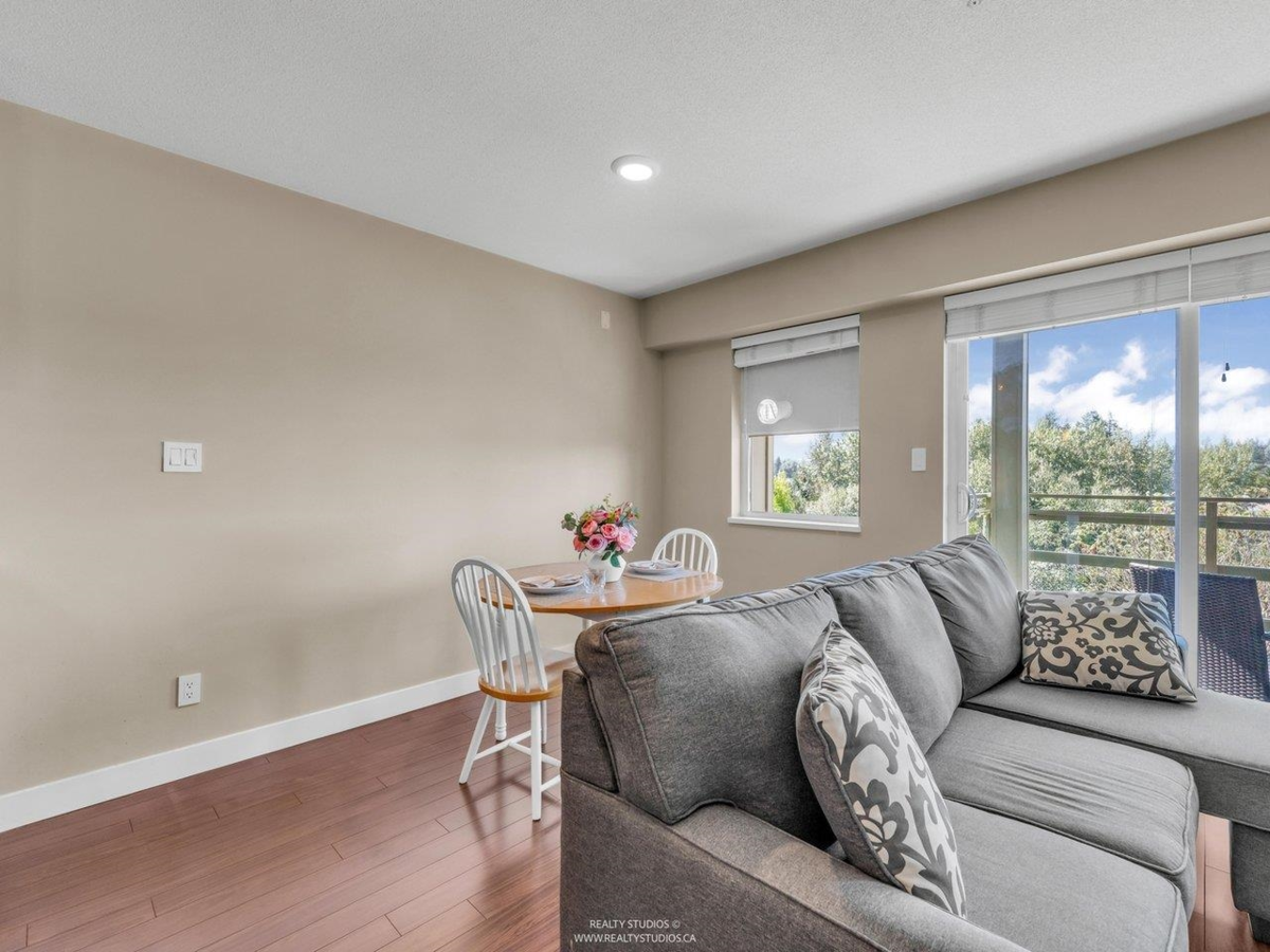 Bedroom 3 Photo of 414 15735 Croydon Drive, Surrey, BC